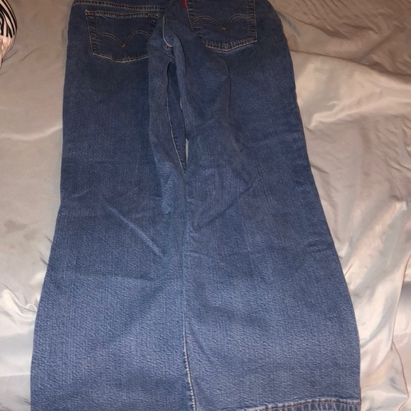 3 pair of Levi jeans! - Picture 5 of 7